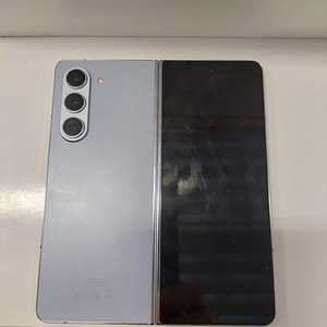 Samsung Galaxy Fold 5 (1 фото из 2)