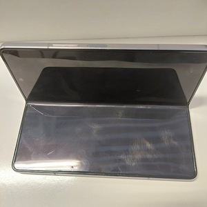 Samsung Galaxy Fold 5 (2 фото из 2)