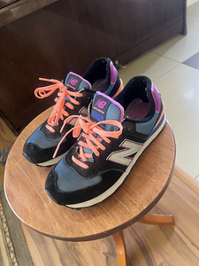 New balance 574 (1 foto / 4)