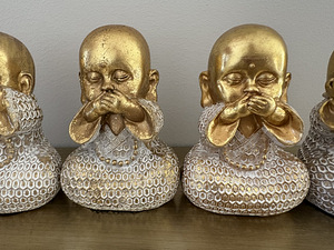 Статуэтка будды (3 фото из 4)