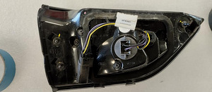 FORD KUGA TAILLIGHT INNER RIGHT SIDE LV4B-13A602-AN MK3 2019 (2 foto / 3)