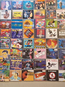 Michael Jackson, Blue System, Ace of Base, Bon Jovi 50 CD-d (1 foto / 5)