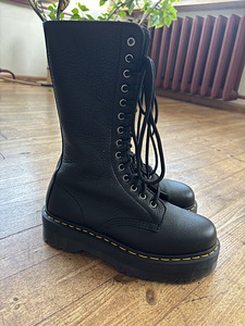 Dr.martens (3 фото из 5)