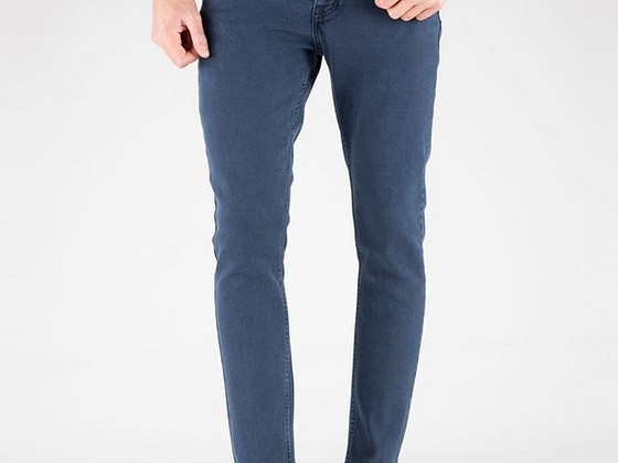 BASICS & MORE Meeste kitsad teksad