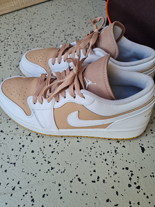 Nike air jordan 1retro low og (3 foto / 4)