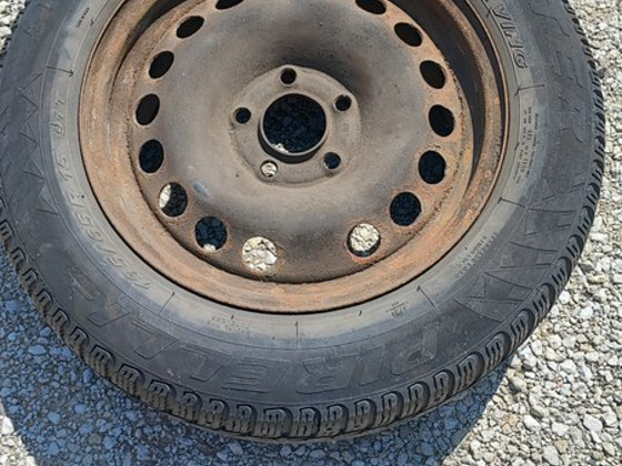 4 metallvelge OPEL ZAFIRA A. + ilukilbid.