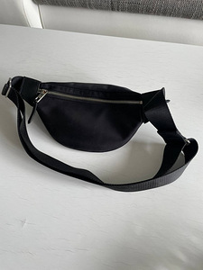 Сумка Karl Lagerfeld käekott (3 фото из 5)
