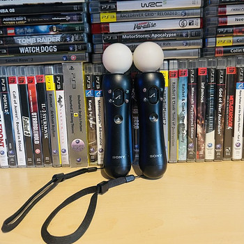 2 контроллера Sony Playstation Move