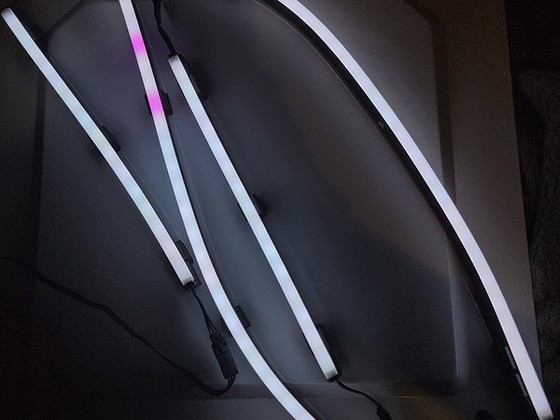 Defektne LED riba Corsair LS100 iCUE starter komplekt.