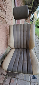 W123 sedaan beez iste (1 foto / 3)