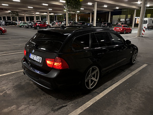 BMW 320D (2011) (6 фото из 8)