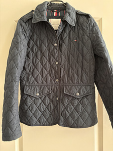 Tommy Hilfiger (1 фото из 7)