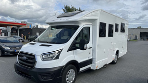 Автодом в аренду (1 фото из 8)