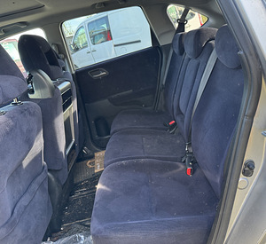 HONDA FR-V 1,8 BENS AUTOMAAT, VARUOSAD (10 foto / 10)