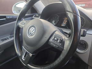 VOLKSWAGEN PASSAT VARIANT nelikvedu (4 foto / 8)