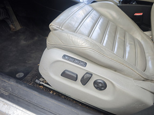 VOLKSWAGEN PASSAT VARIANT nelikvedu (7 foto / 8)