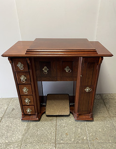 Singer 1885.a (1 фото из 10)