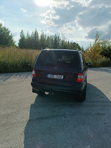 Продается авто ML320 (1 фото из 2)