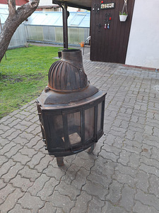 Продаётся каминная топка (1 фото из 7)