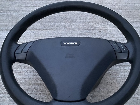 Руль от Volvo S60