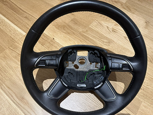 Audi A3 rool ja turvapadi (4 фото из 7)