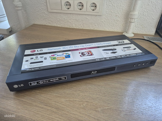 LG BD660 Network 3D / 2D Blu-ray диск / DVD плеер