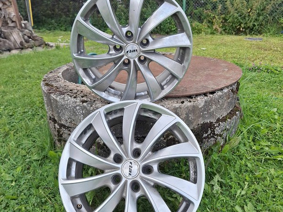 Valuveljed (Toyota RAV 4)