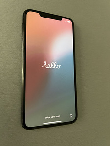 iPhone 11 Pro Max (1 foto / 6)