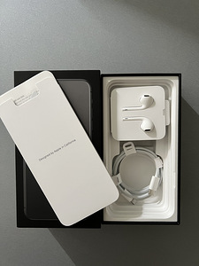 iPhone 11 Pro Max (6 foto / 6)