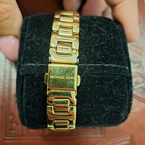 Michael Kors naiste kell (6 foto / 6)