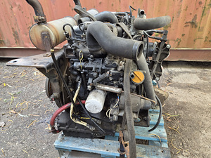 Yanmar TK3.95A (4 фото из 6)