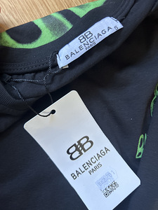 Balenciaga T-shirt (3 foto / 3)
