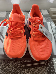 Müüa Adidas SOLARGLIDE 6 jooksujalatsid (2 foto / 7)