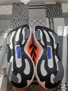 Müüa Adidas SOLARGLIDE 6 jooksujalatsid (3 foto / 7)