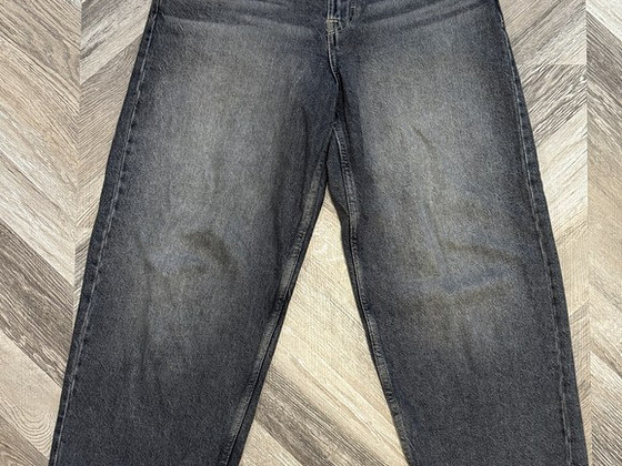 Черные джинсы Bershka