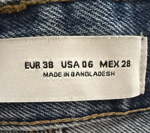 Vabad tumesinised teksad bershka (3 foto / 3)