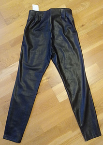 Suurus XL ZARA uued mustad püksid kunstnahast (4 foto / 10)