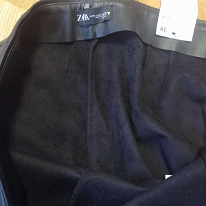 Suurus XL ZARA uued mustad püksid kunstnahast (7 foto / 10)