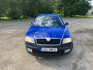 Skoda Octavia 1.9TDI (4 фото из 8)