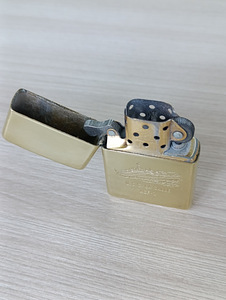Зажигалка Zippo. (4 фото из 8)