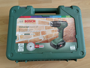 Аккумуляторная дрель BOSCH (3 фото из 3)