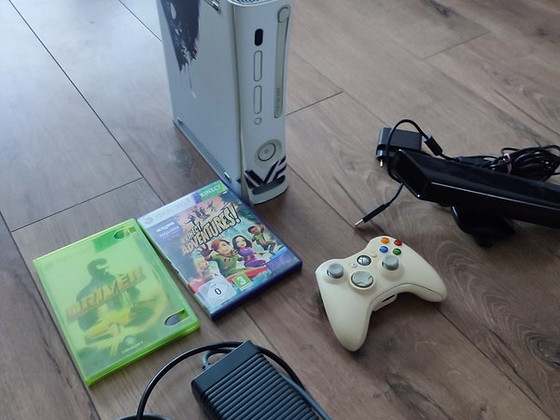 Xbox 360 Fat + Kinect