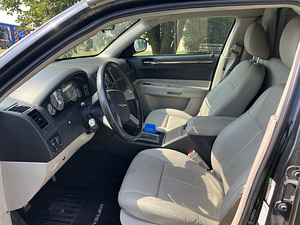 Matuseauto Chrysler 300 C 3.5 183kW (6 foto / 9)