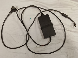 Laptop DELL G5 5587 + cabel (3 foto / 3)