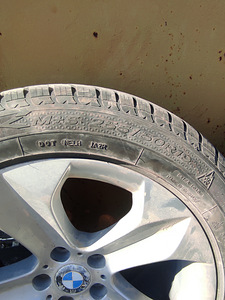 BMW x6 (3 фото из 4)