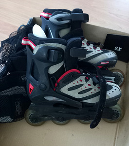 Роликовые коньки Rollerblade (1 фото из 9)