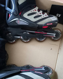 Роликовые коньки Rollerblade (3 фото из 9)