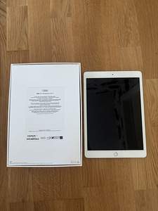 Apple iPad 7gen (1 фото из 5)