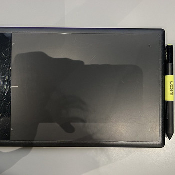 Графический планшет One by Wacom medium (CTL-671)
