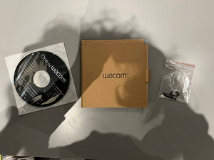 Графический планшет One by Wacom medium (CTL-671) (3 фото из 3)